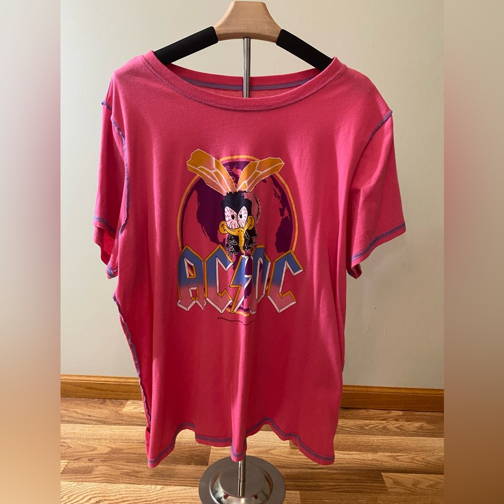 Torrid ACDC SLIM FIT SEAM TEE - COTTON PINK Size 3X